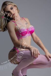 Yasmin Almeida: A Travesti Mais Requisitada de Campinas